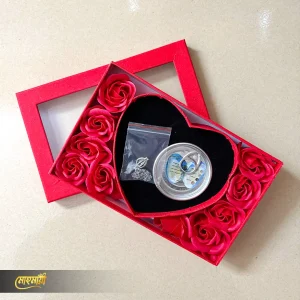 Love Pearl Necklace With Eternal Roses